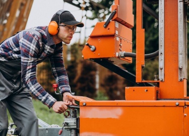 ﻿Многим владельцам загородных домов приходится создавать собственную систему водоснабжения, ведь не всегда удается п...
